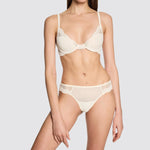Signature Lace Thong Ecru